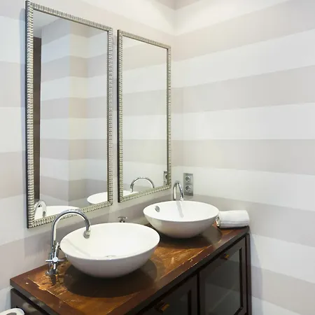 Apartment Total Attics Ii
